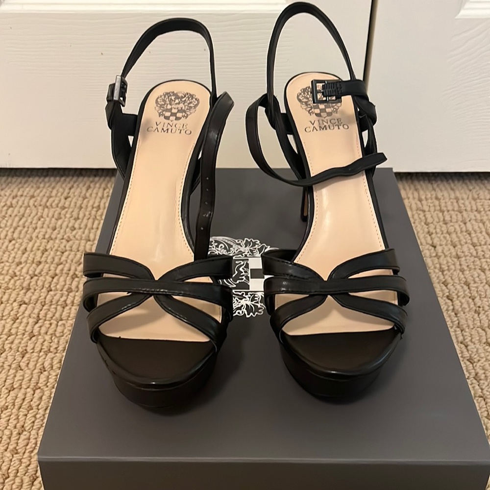 Vince Camuto VC Peppa Black Napa High heel black shoes. Never worn.